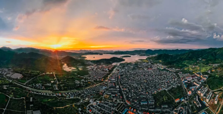 余姚城区公路高楼建筑高空落日夕阳日出朝阳青山绿水俯瞰城市航拍全貌全景