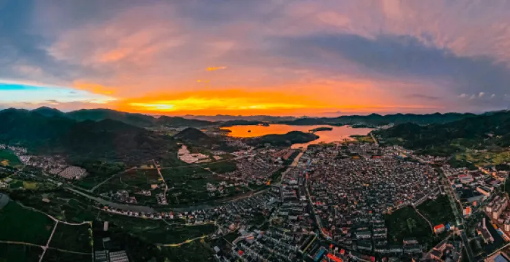 余姚城区公路高楼建筑高空落日夕阳日出朝阳青山绿水俯瞰城市航拍全貌全景