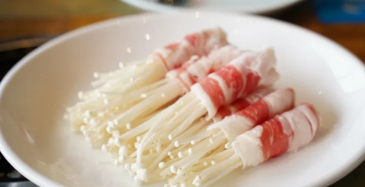 金针菇肥牛美食自助餐