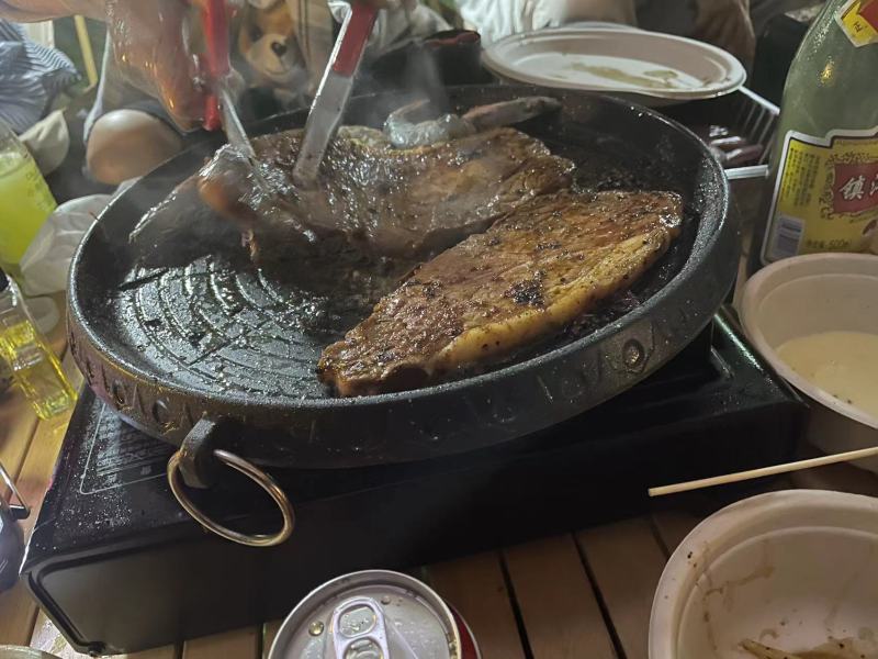 户外露营四明山帐篷烧烤美食聚会
