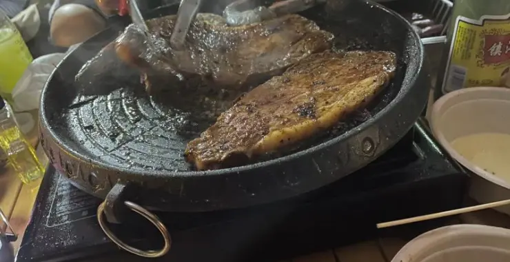 户外露营四明山帐篷烧烤美食聚会