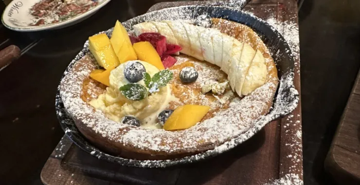 西餐美食分享网红打卡意面披萨牛排华夫饼
