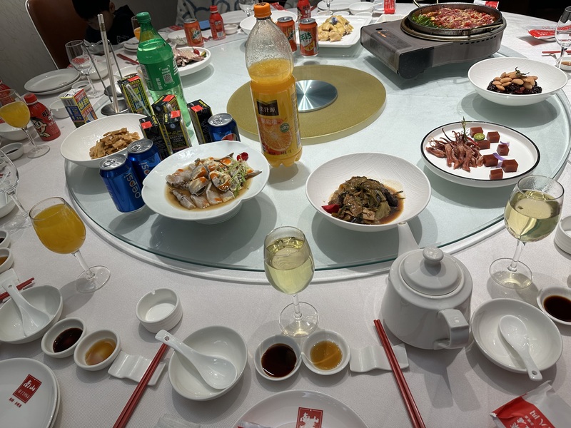 宁波美食酒席海鲜生腌水晶虾饺梭子蟹