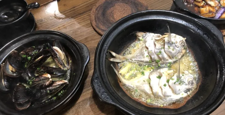 网红美食焗海鲜鲳鳊鱼青口贝梭子蟹淡菜茄子砂锅