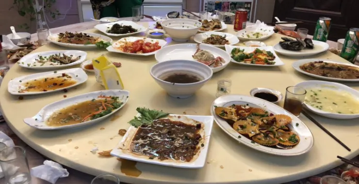宁波海鲜美食光盘聚餐