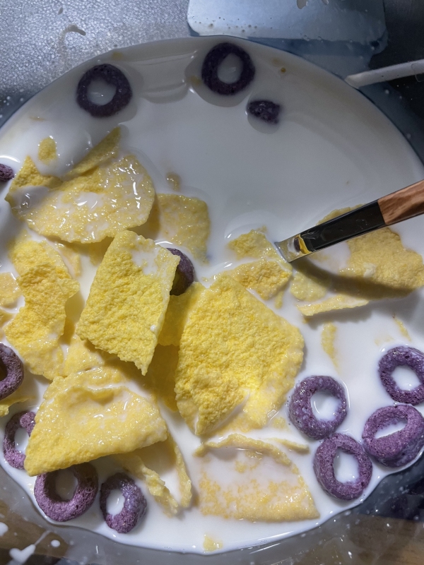广西北海美食麦片牛奶早餐早饭早点甜甜圈
