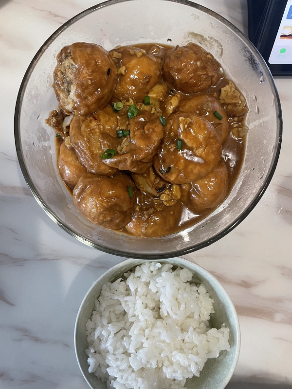 油面筋酿肉美食午餐午饭家常菜美食