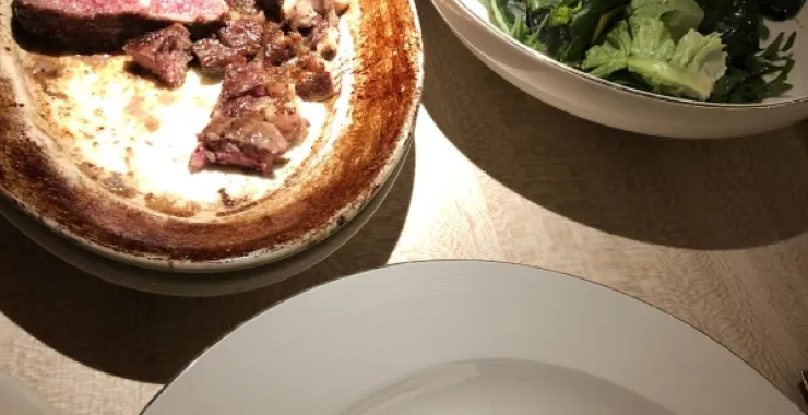 高级评分餐厅美食网红打卡牛排沙拉蔬菜