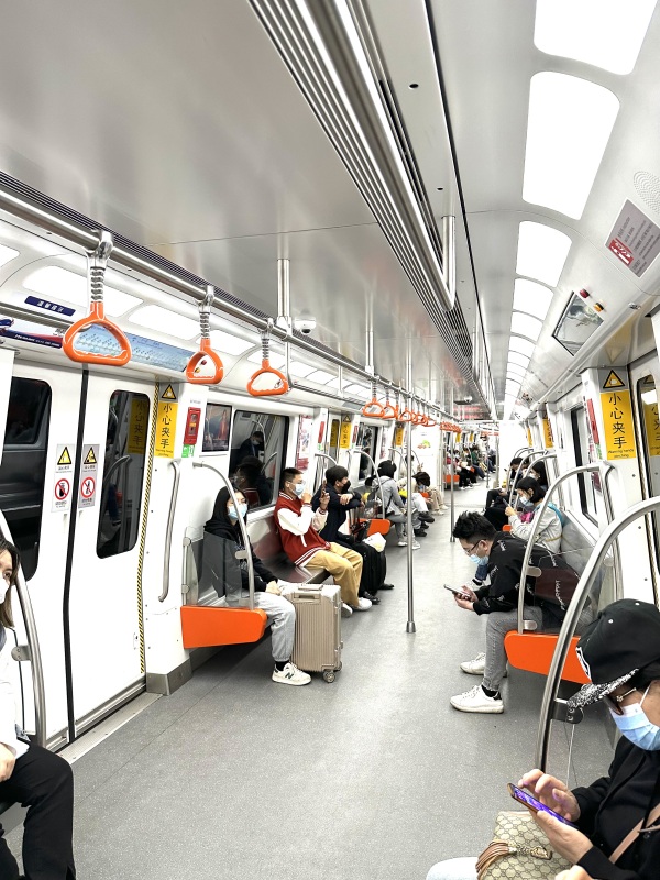 厦门最美地铁线宫崎骏动漫海上地铁线
