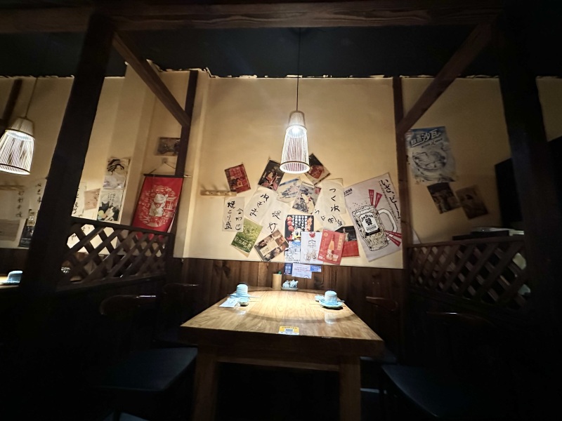 杭州西湖风景区武林路网红烧鸟店日本料理日式风格装饰