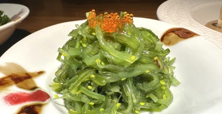 杭州西湖风景区武林路网红烧鸟店日本料理海草