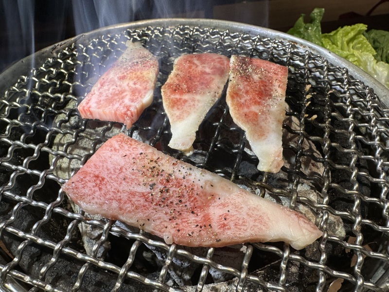 杭州西湖风景区网红烤肉