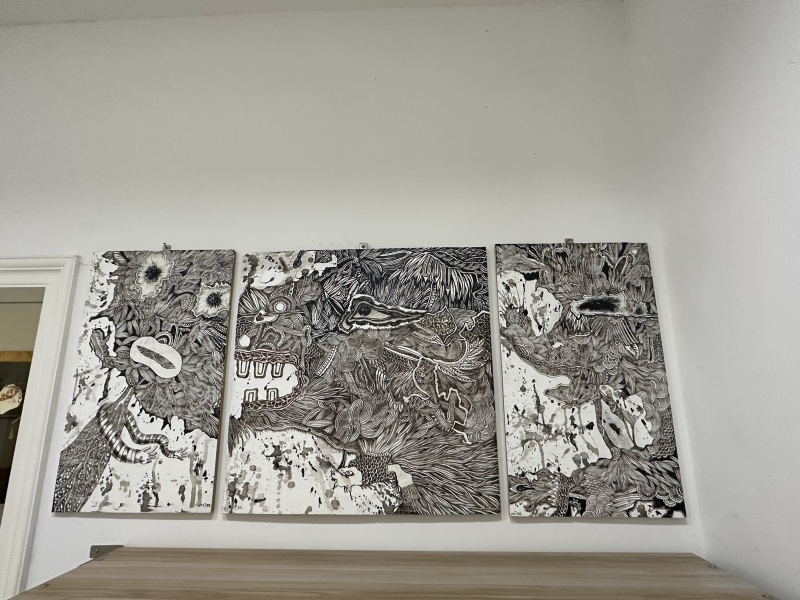 美术机构橱窗展示DIY创意画橱窗造景旧物改造废物利用艺术设计