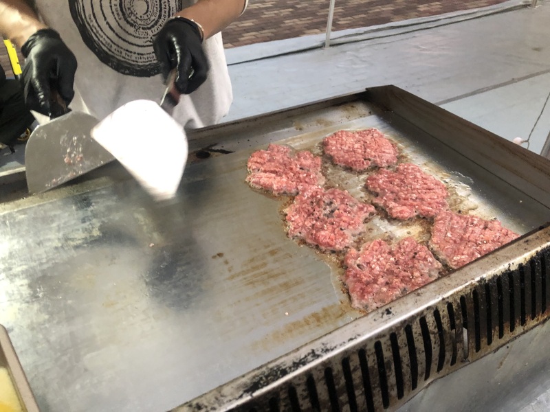 余姚网红夏至牛肉汉堡美食