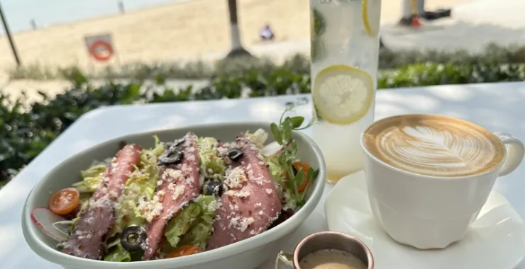 厦门鼓浪屿美食西餐轻食沙拉蔬菜