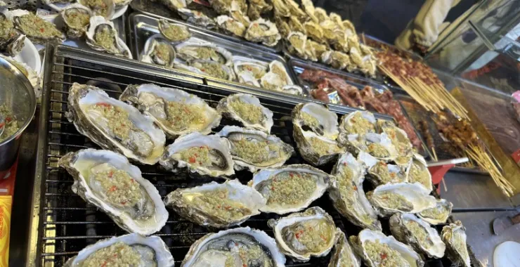厦门八市美食海鲜水果特产网红打卡宵夜生蚝宵夜夜宵
