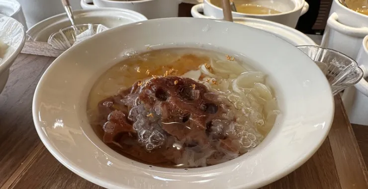 厦门鼓浪屿美食龙头路网红