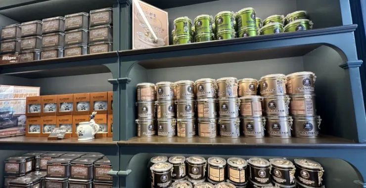 厦门鼓浪屿美食张三疯奶茶店