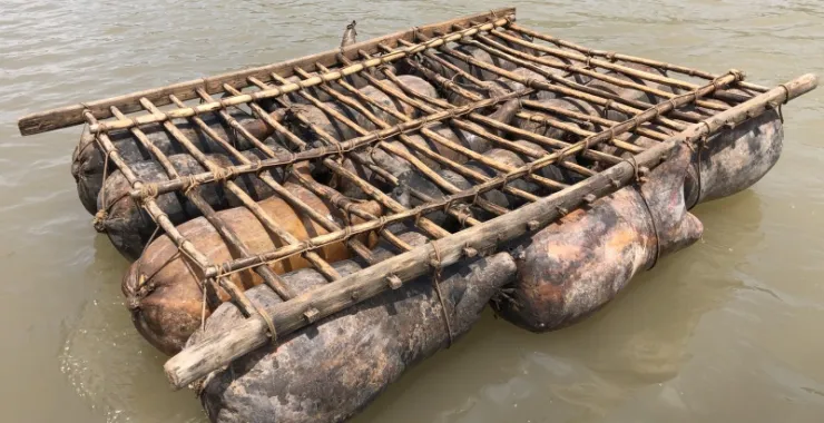 羊皮筏子兰州旅游漂流