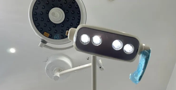 牙科牙医诊所无影灯手术灯
