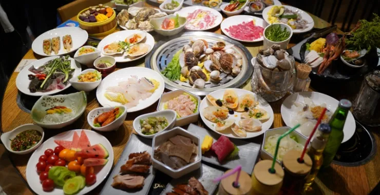 自助餐饮料生鲜海鲜火锅水果聚餐贝壳五谷寿司生蚝生鱼片