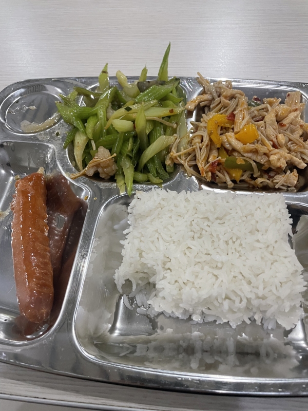 食堂 香肠 香芹 小炒广西北海特色  美食