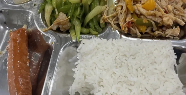 食堂 香肠 香芹 小炒广西北海特色  美食