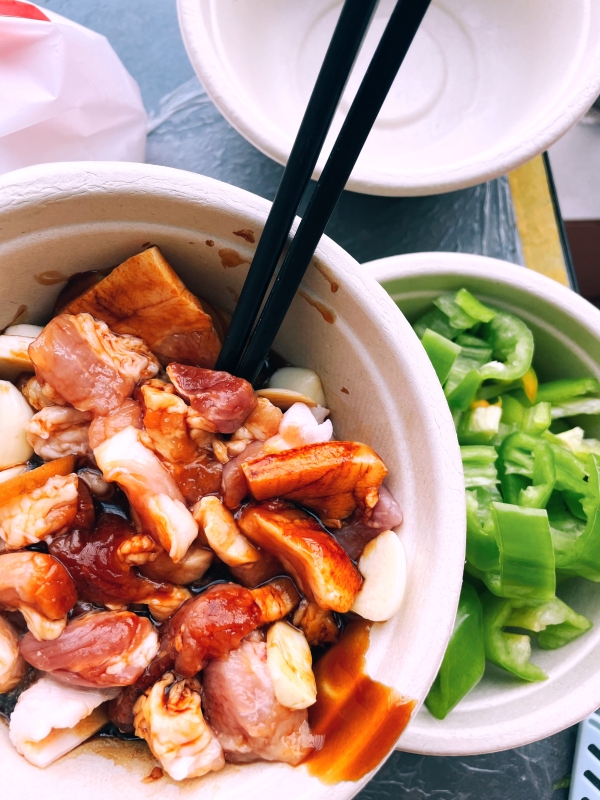 做菜 辣椒炒肉 配菜 美食