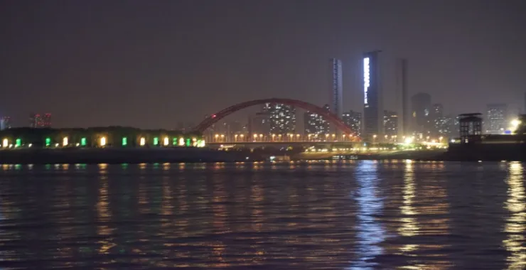 湖北武汉 夜景 灯光 武汉晚安 轮渡江边建筑高楼楼房夜晚游船桥