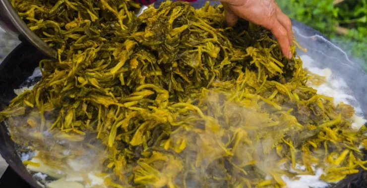 余姚制作传统美食笋干菜梅干菜冯村竹笋毛笋冬笋春笋手工晒制煮笋烧笋