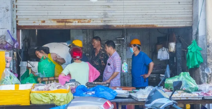 余姚庙弄菜农副产品批发市场商贩买卖人群摊位买菜进货