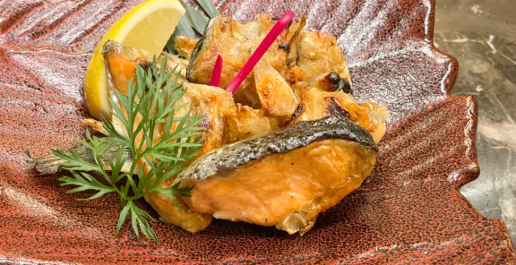 香煎三文鱼日料餐厅美食