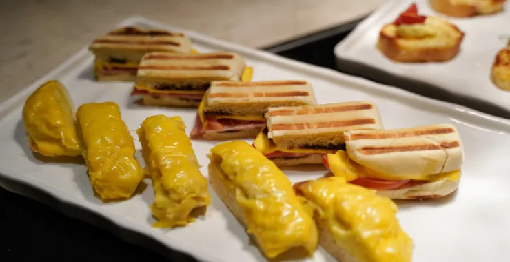 自助餐轻食图小吃面包点心甜点美食
