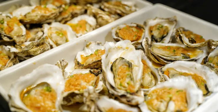 蒜蓉生蚝自助餐美食