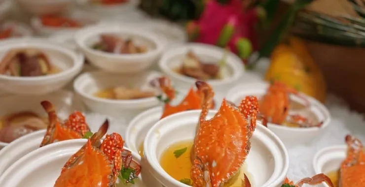 螃蟹生腌熟醉宁波菜美食