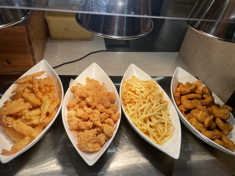 炸物鸡米花美食油炸薯条鸡块翅尖
