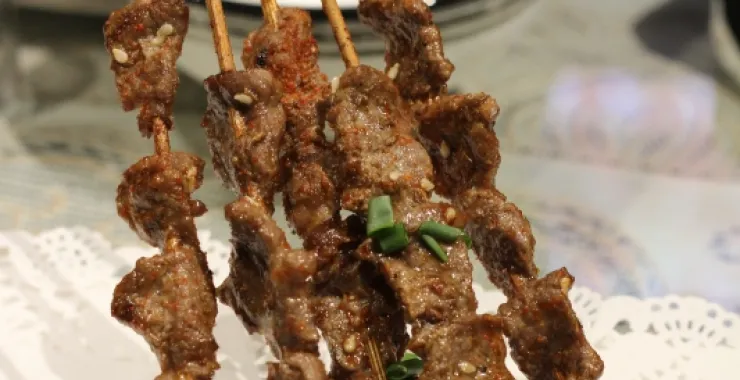 烤牛肉串竖图 烧烤图