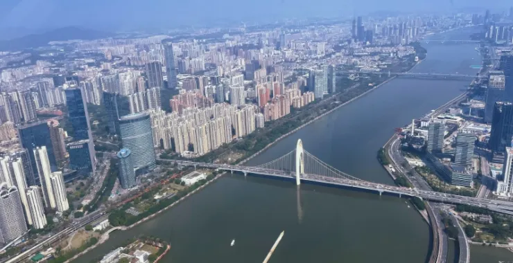 广州塔高空风景 景点打卡俯瞰航拍高楼江河全景城市