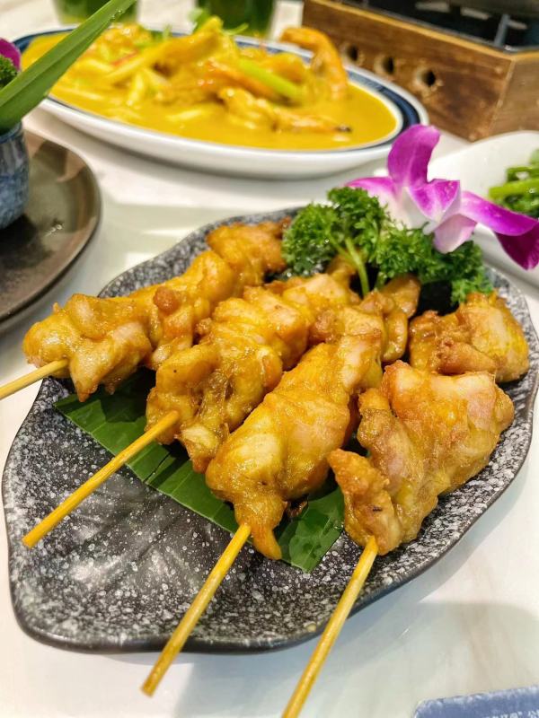 咖喱鸡肉串烧烤烤串美食
