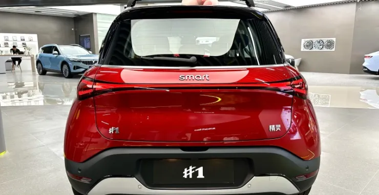 斯玛特精灵1号smart suv汽车私家车小车电车