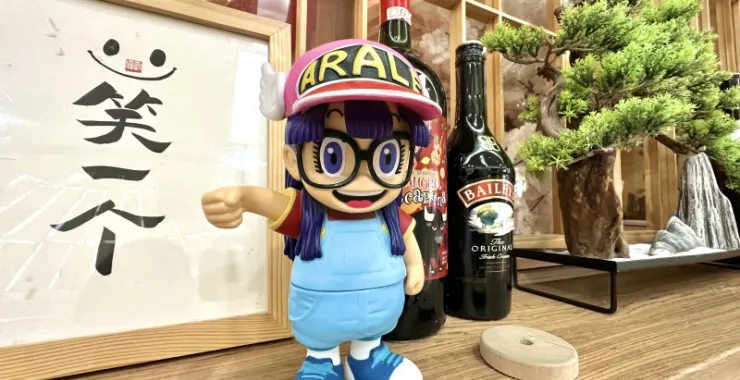 余姚万达广场浅草君日式料理店面摆设日式小玩偶伴手礼