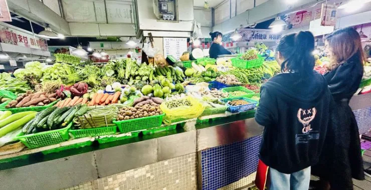余姚四明菜场蔬菜买菜生活