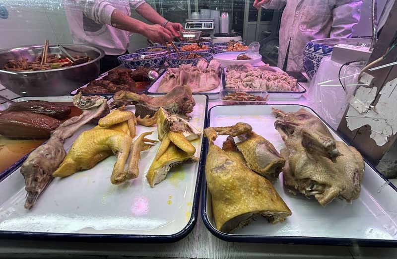 生活菜场买菜牛肉熟食肉类荤菜