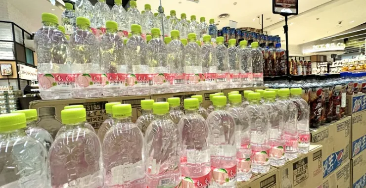 宁波阪急地下一层美食网红打卡日系超市桃子味汽水进口