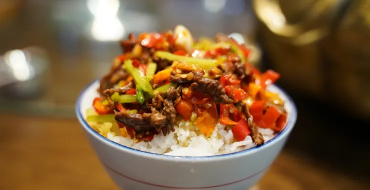  余姚湘菜馆美食探店黄牛肉米饭