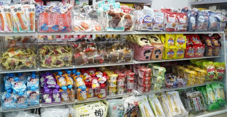 零食干果系列超市货架饮料奶片饼干巧克力糖