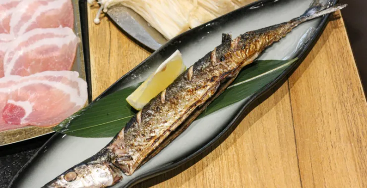 秋刀鱼日料烤肉美食