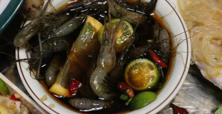 河虾生腌美食醉虾