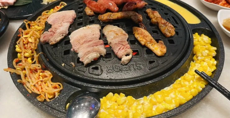 餐饮美食韩式烤肉开烤啦