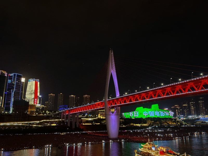 重庆千厮门大桥夜景超美江景旅游景点